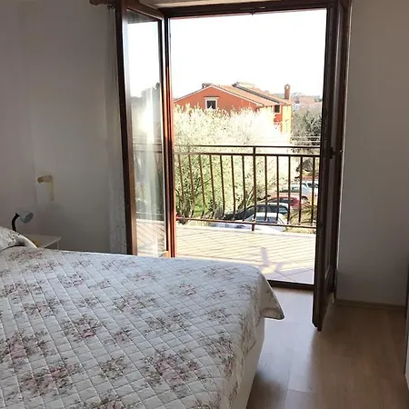 Apartment Ema *